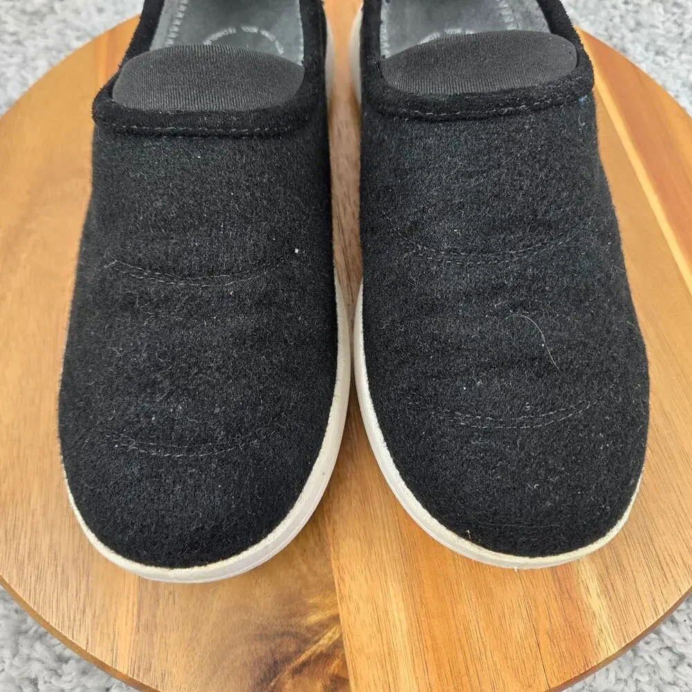 Vessi Womens 7 Sunday Slip-On Black Lifestyle Comfort Casual Daily Sneaker